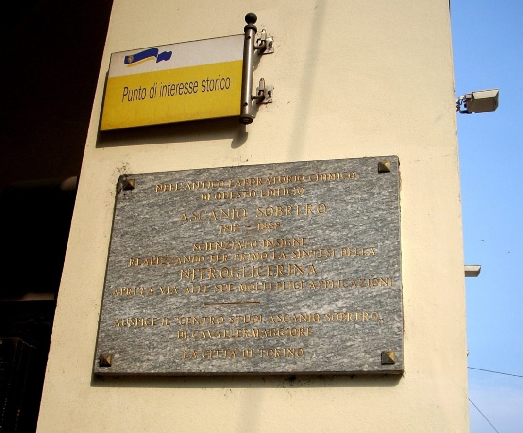 Ascanio Sobrero s memorial tablet, Turin, Italy.JPG